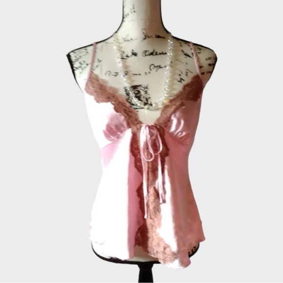 Rare Victoria’s Secret Pink Silk and. Lace Camisole - Picture 9 of 10